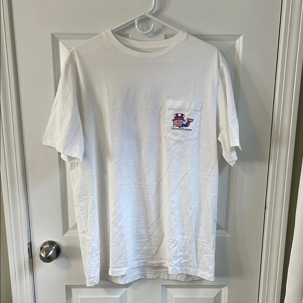Vineyard Vines White Short Sleeve Tee with Graphic